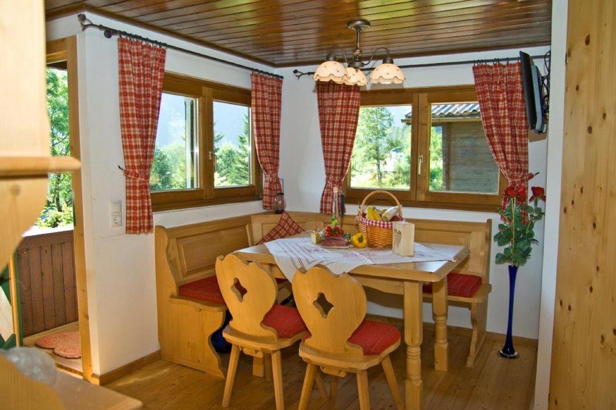 Feriendorf Oberhof Flachau Exterior photo